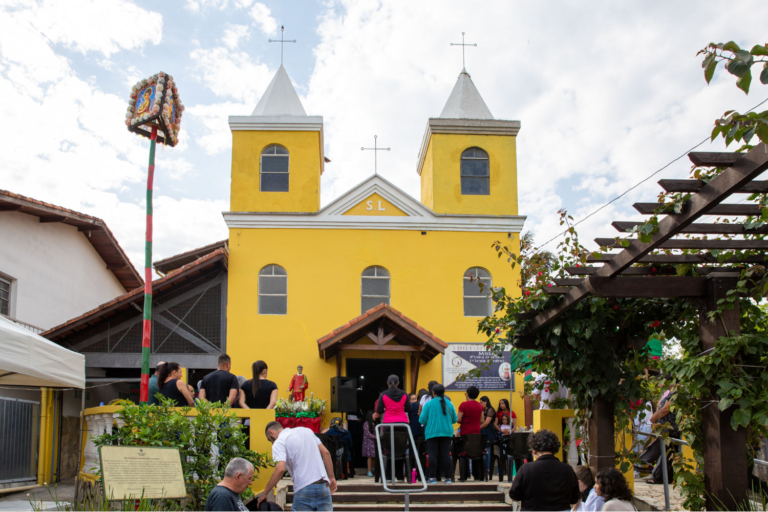 Na Festa Do Padroeiro Em S O Louren O Da Serra Missas Festa Agostina