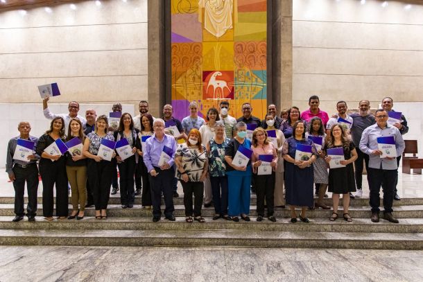 Alunos do curso de teologia receberam o diploma
