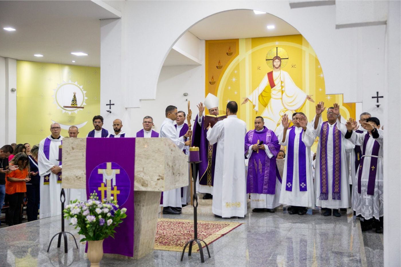 Dom Valdir Celebra Com Fiéis E Padres Missa Da Unidade Da Forania M’Boi ...